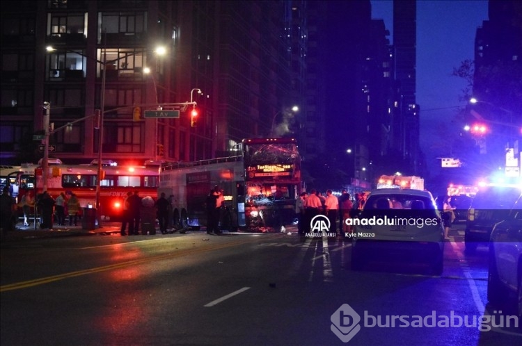 En az 40 kişi yaralandı: New York'ta 2 otobüs çarpıştı