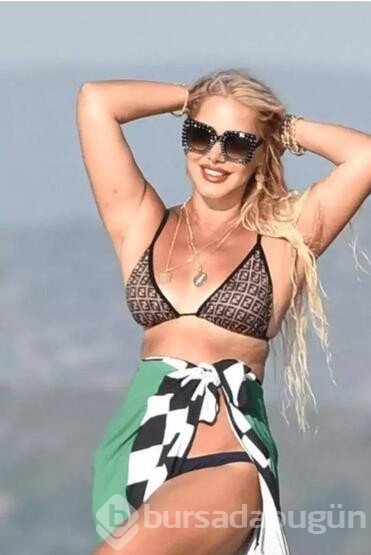 Banu Zorlu pırlantasını kaybeden Kim Kardashian misali altın künyesini düşürünce...