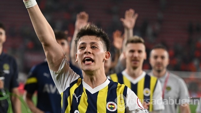 Arda Güler'in imza törenini izleyen Yiğit Efe Demir duygularına hakim olamadı