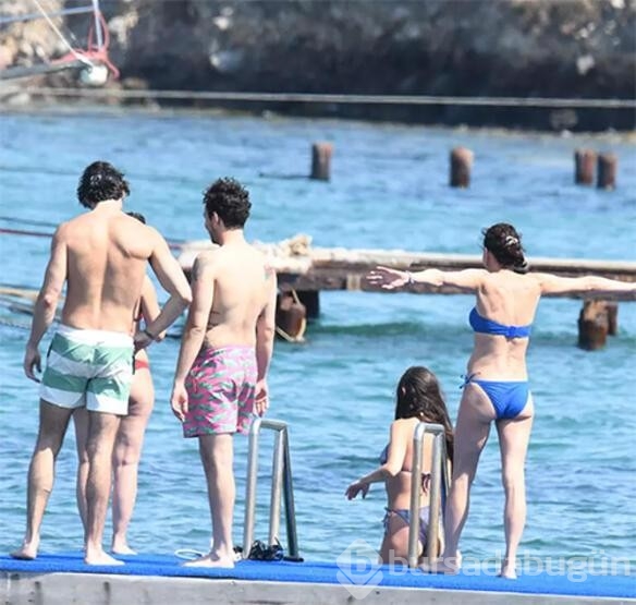 Hande Ataizi ve genç sevgilisi Dinç Aydoğdu'nun tatil kareleri