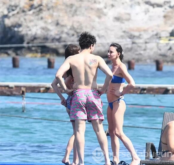 Hande Ataizi ve genç sevgilisi Dinç Aydoğdu'nun tatil kareleri
