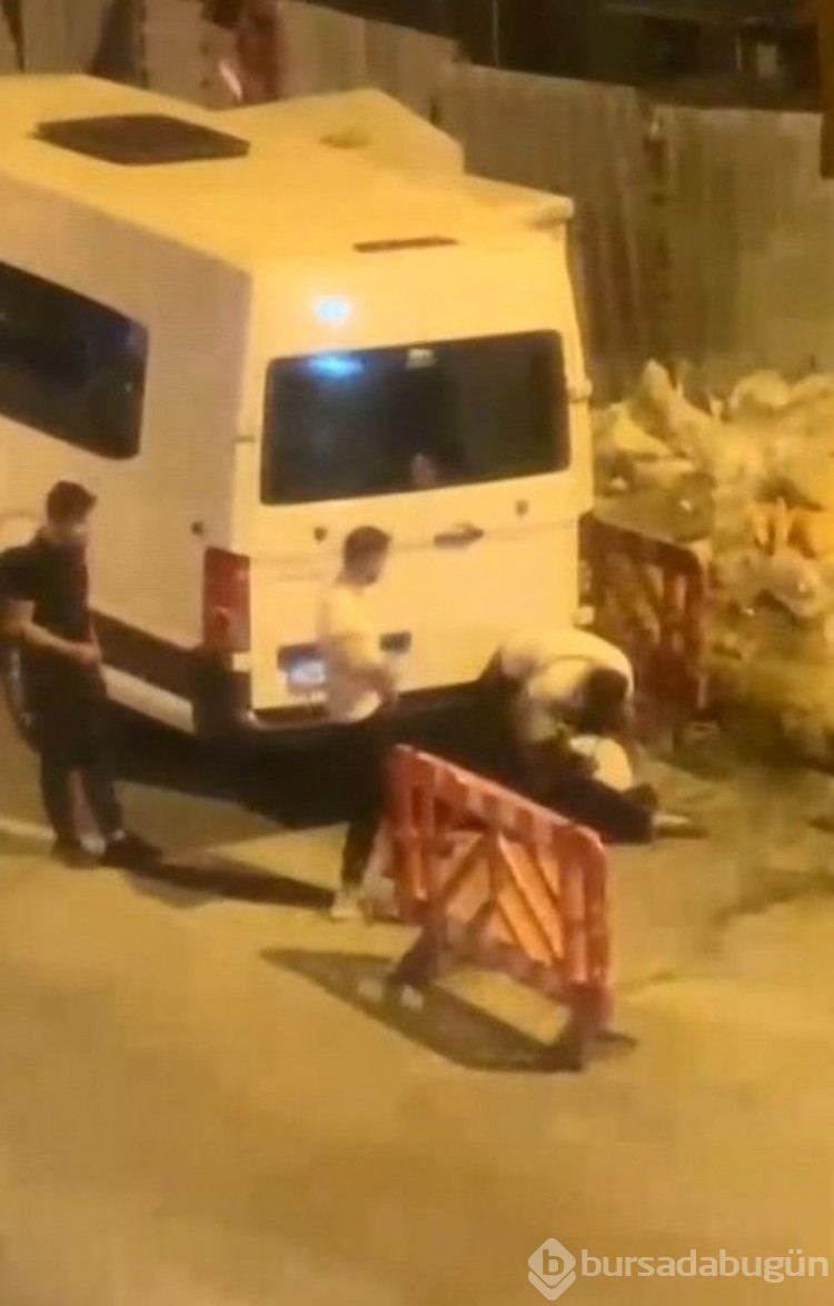 Gençlerden "geçmiş olsun" dayağı! Bekçiyi öldüresiye dövdüler...