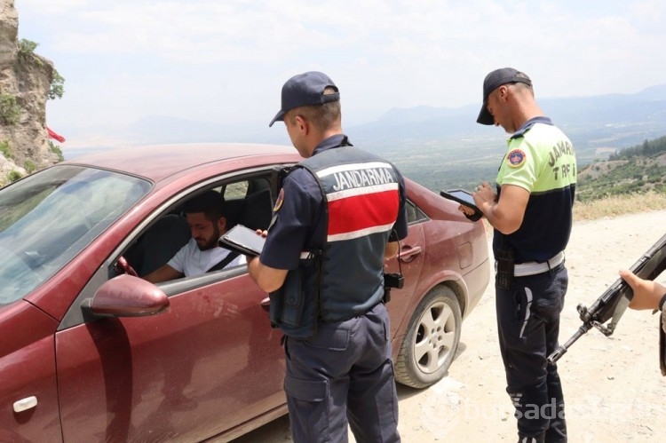 Yangın nöbeti... Komandolar nöbette
