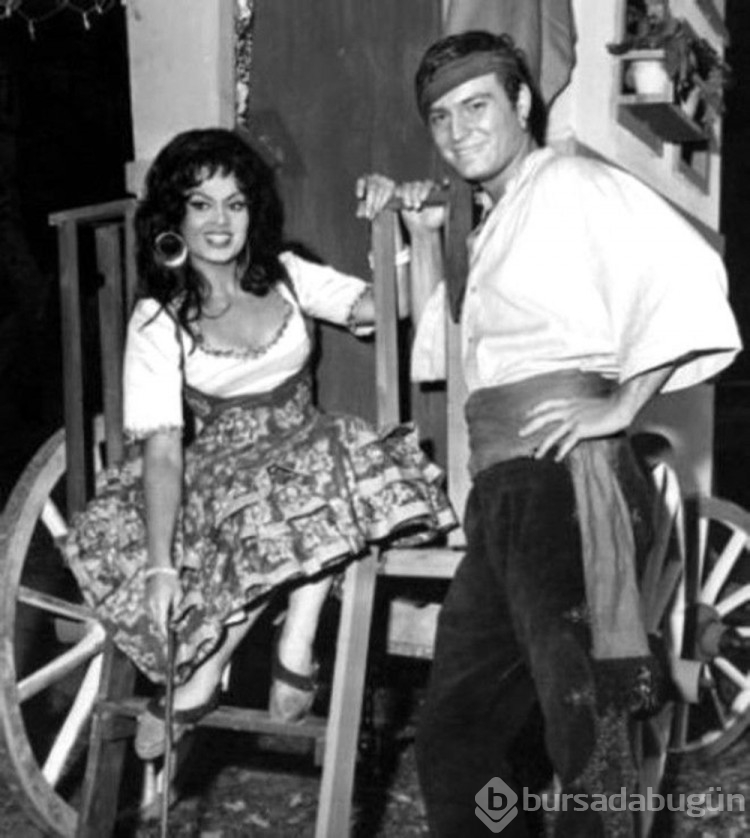 Ünlülerin nostaljik fotoğrafları! MFÖ, Barış Manço, Ferdi Tayfur...