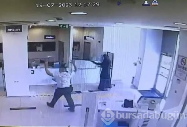 Annesinin kıyafetlerini giydi, banka soydu!
