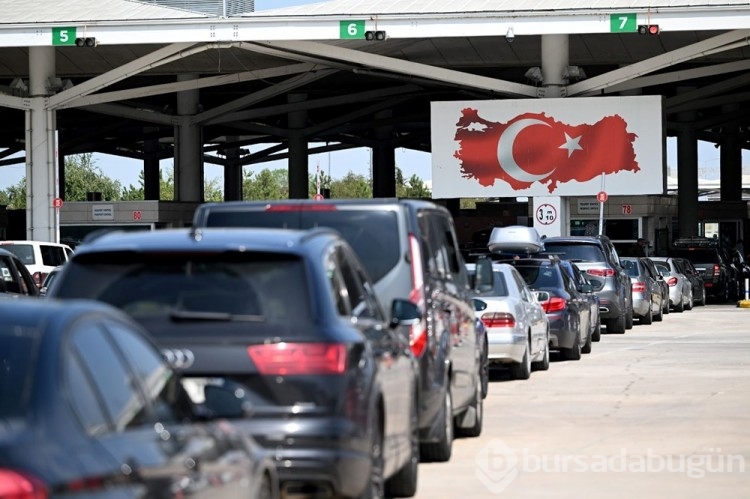 Gurbetçi akını: 295 bin 979 araç geldi