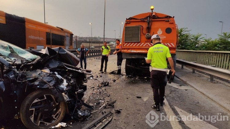 Haliç Köprüsü'nde trafik kazası: 2 yaralı
