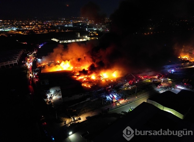 İnegöl'de fabrika yangını! 4 ayrı fabrikaya sıçradı