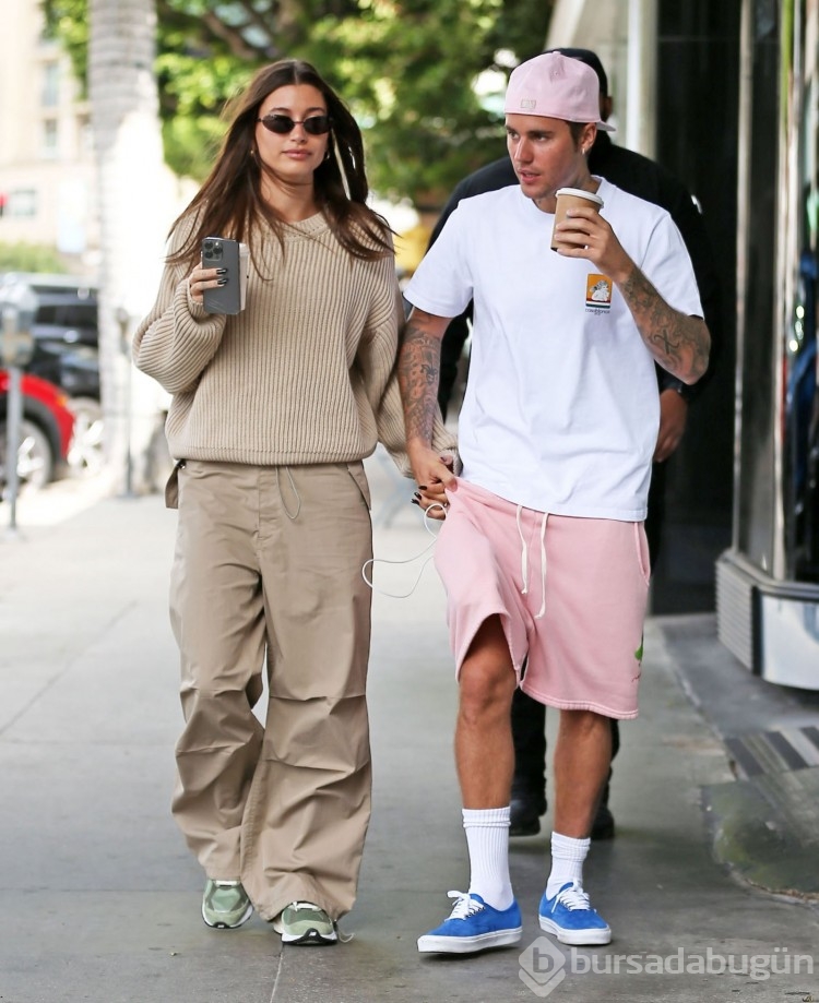Ünlü model Hailey Bieber hamile mi?