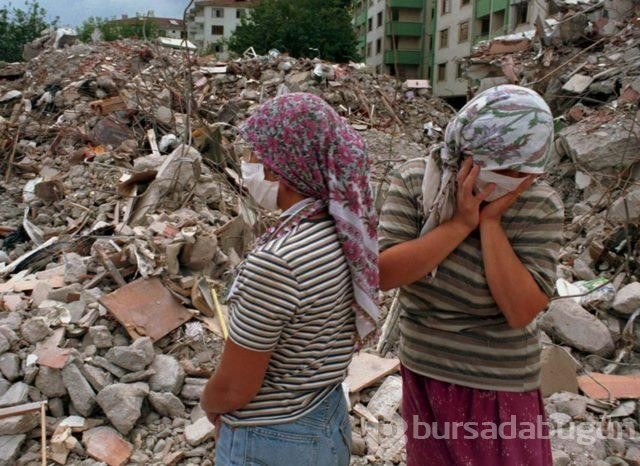 17 Ağustos Depremi'nin üzerinden 24 yıl geçti...