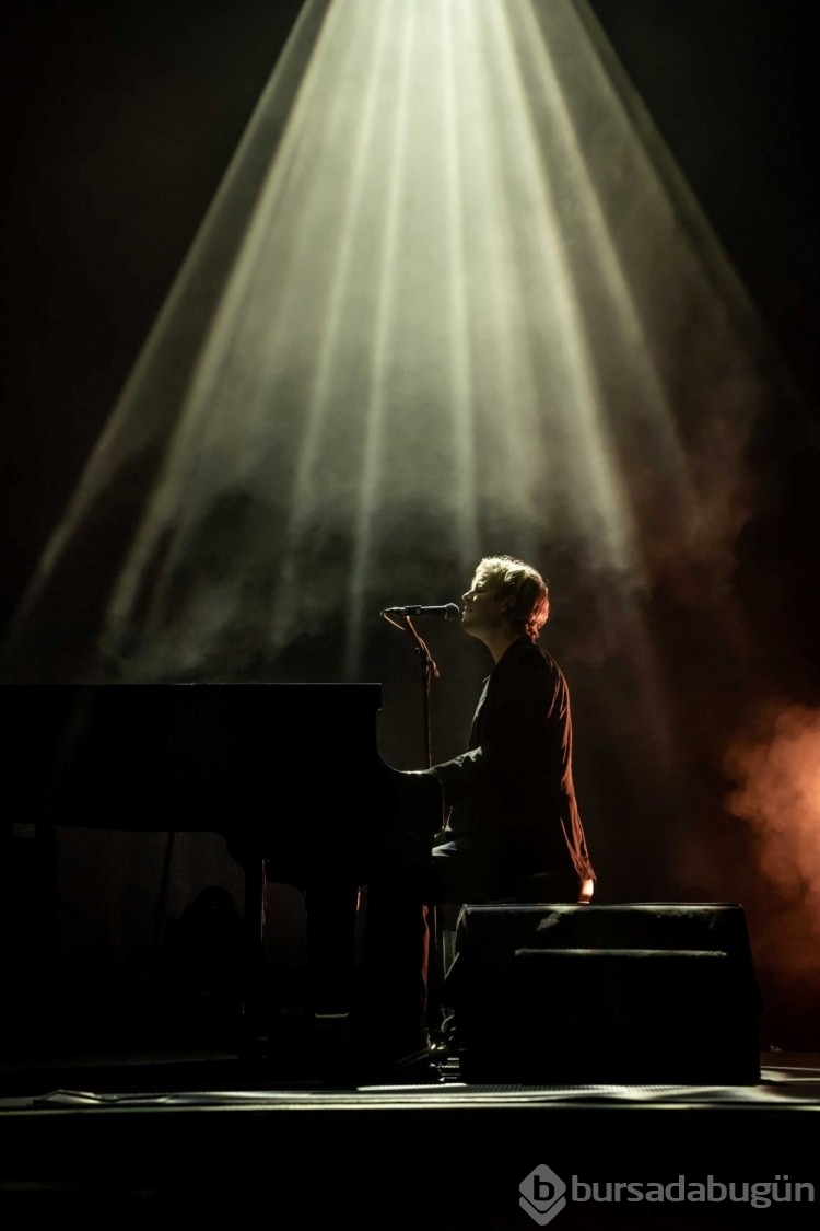 Tom Odell Antalya'da konser verdi