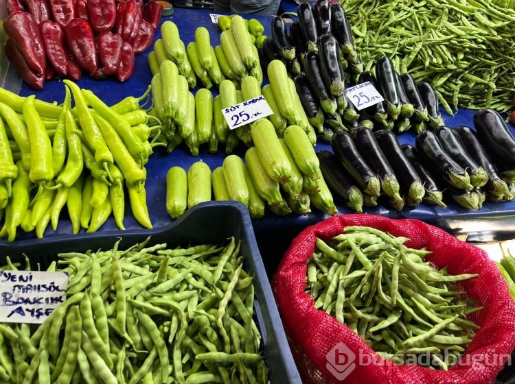 Bursa'da pazar fiyatları her hafta değişiyor! Sarımsağa 50 lira zam...