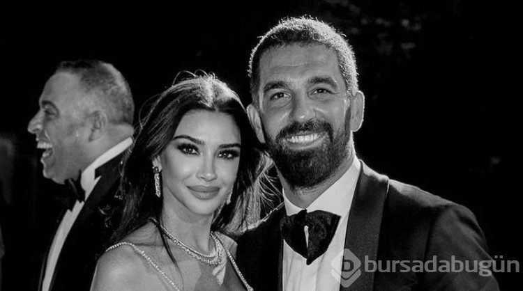 Arda Turan ve eşinden üzücü haber