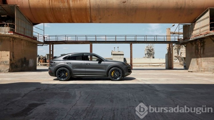 Porsche en güçlü Cayenne'ini tanıttı