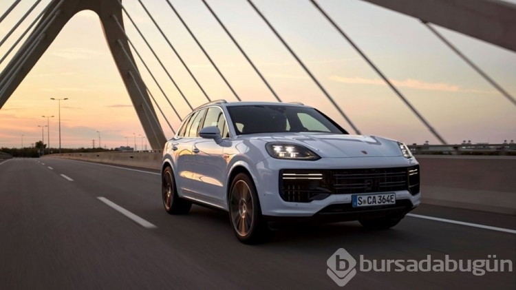 Porsche en güçlü Cayenne'ini tanıttı