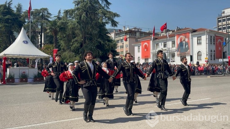 Bursa'da 30 Ağustos Zafer Bayramı coşkusu
