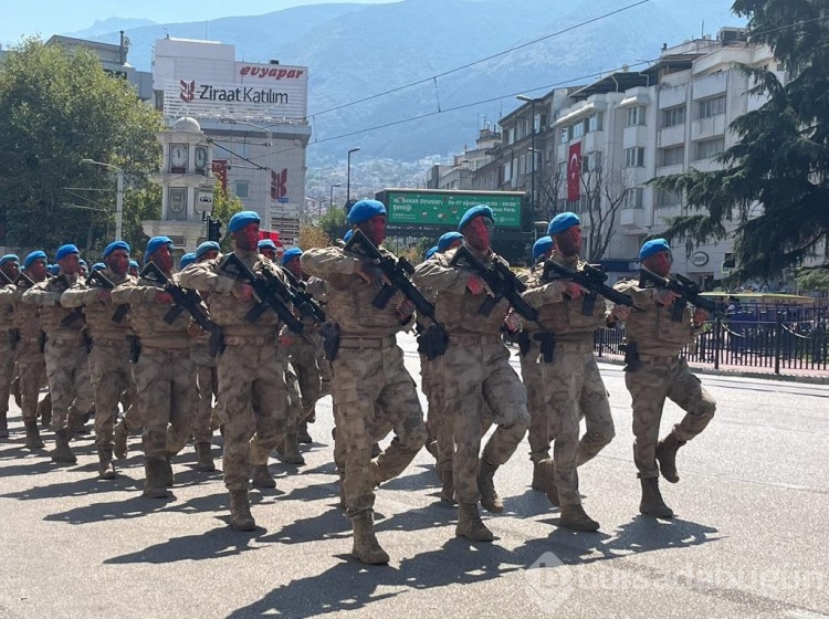 Bursa'da 30 Ağustos Zafer Bayramı coşkusu
