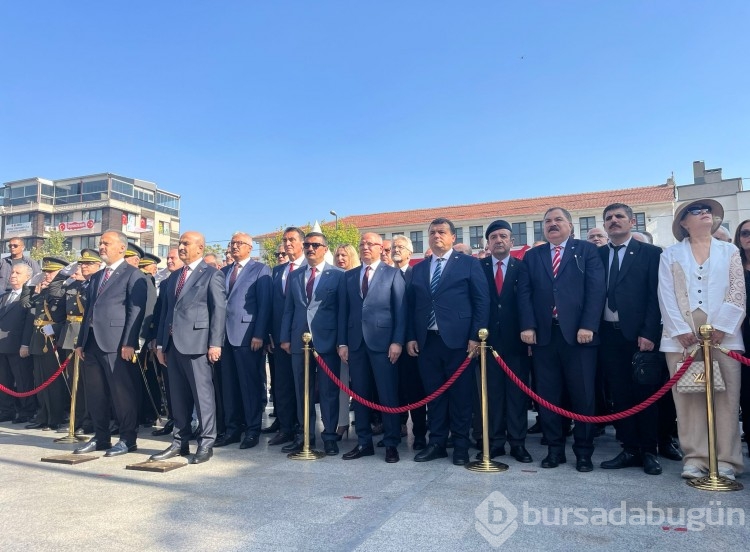 Bursa'da 30 Ağustos Zafer Bayramı coşkusu
