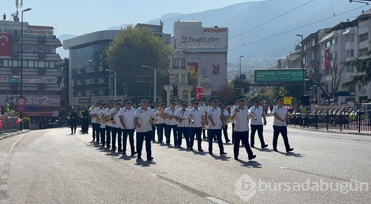Bursa'da 30 Ağustos Zafer Bayramı coşkusu
