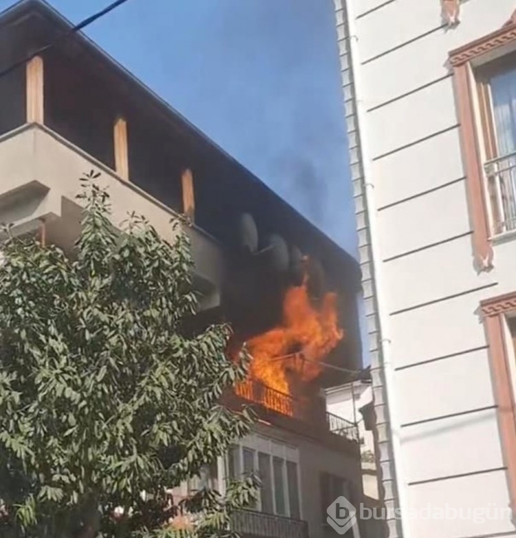 Bursa'da bir binanın 2. katında yangın çıktı
