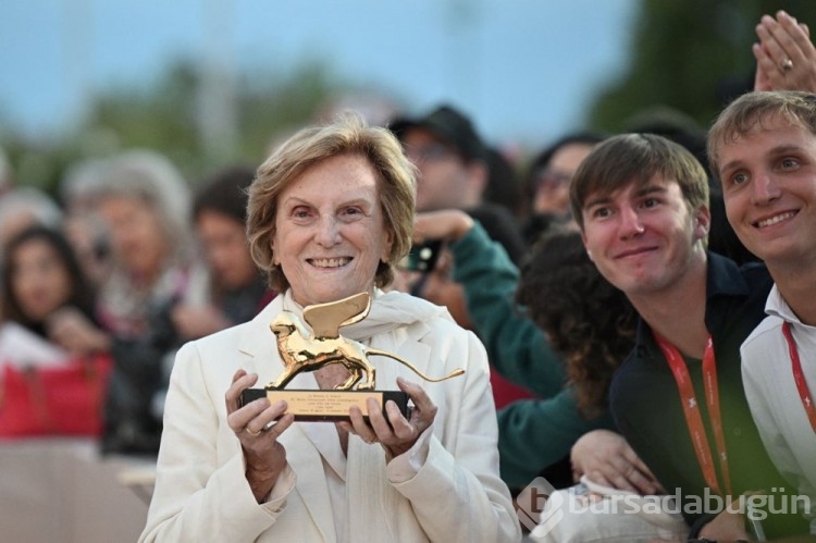 Venedik Film Festivali Hollywood grevinin gölgesinde başladı