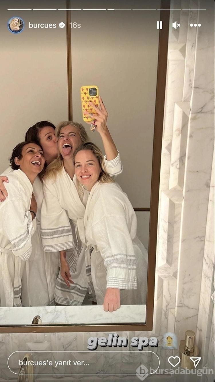 Burcu Esmersoy'dan ikinci düğün