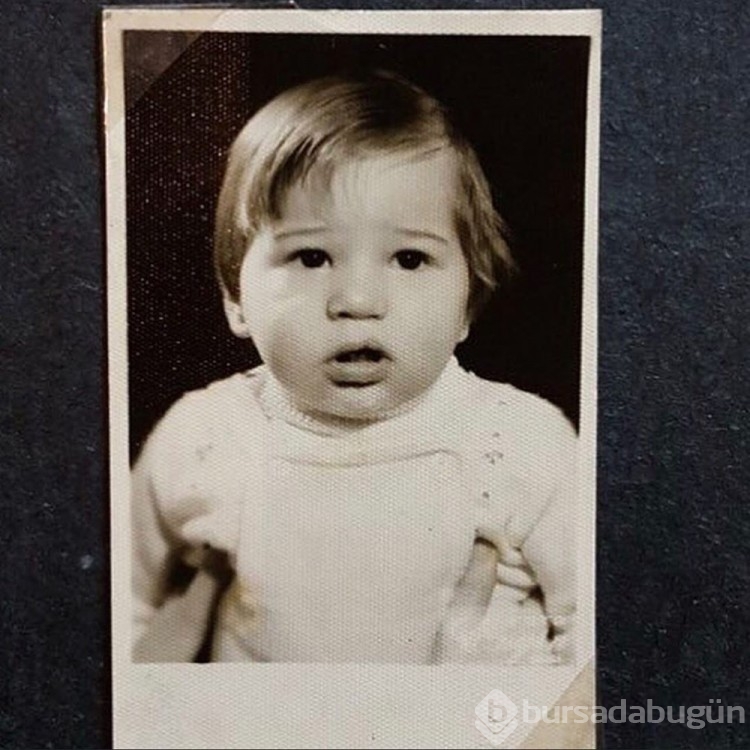 Ünlülerin gençlik ve çocukluk fotoğrafları