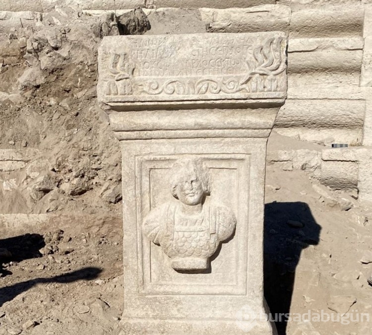 Konya'daki çalışmalarda 1800 yıllık eser bulundu