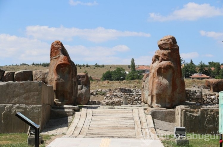 Tunç Çağı'na ait kalıntılar Alacahöyük'te!