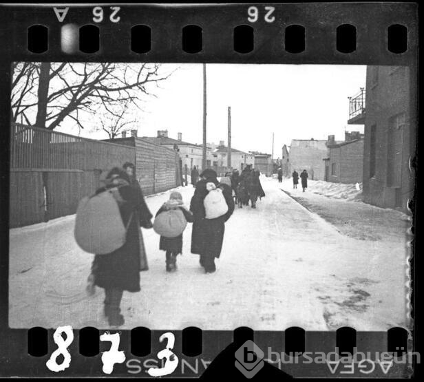 Gömdüğü fotoğraflar Nazi dehşetini gözler önüne serdi