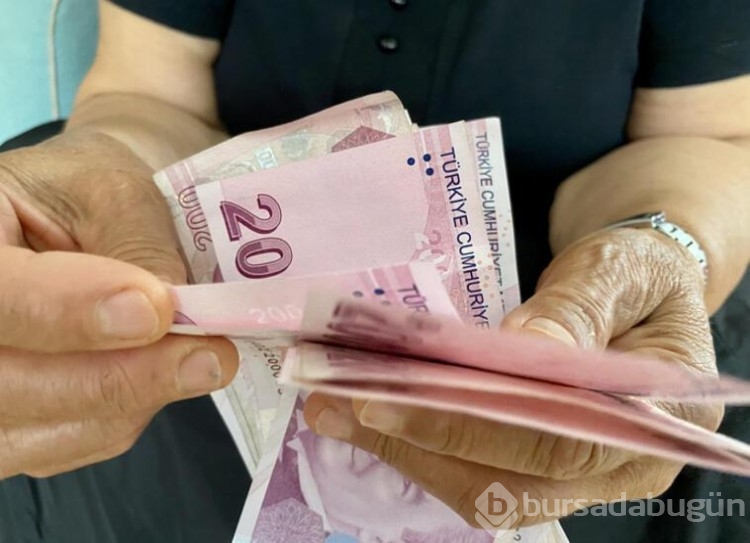 Emekliye zam mı bir defalık ikramiye mi?