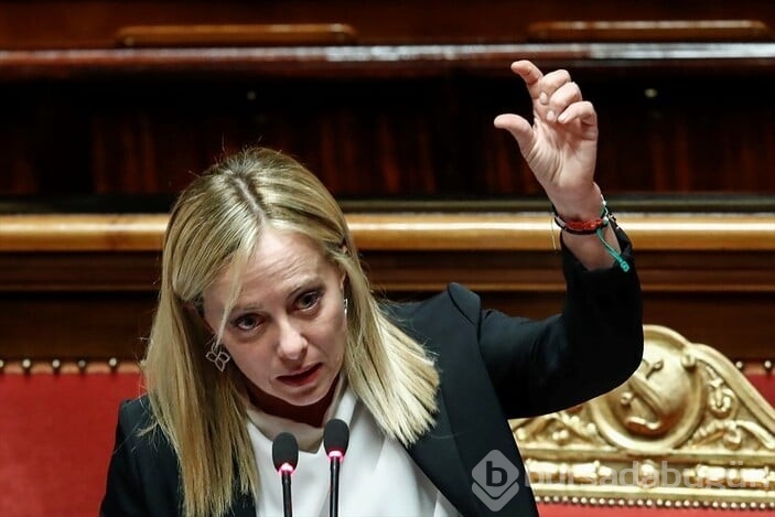 İtalya'nın gündemi Meloni'nin Nazi kol bantlı bakan yardımcısı