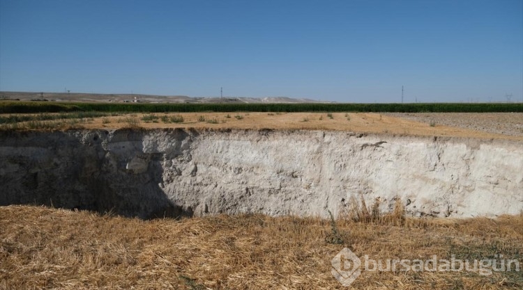 Karapınar'da yeni bir dev obruk oluştu