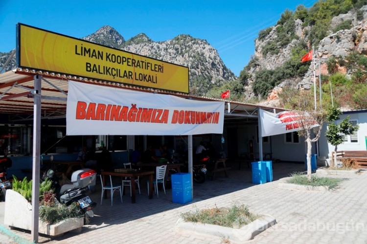 Türkiye'nin en büyük balıkçı barınağının sözleşmesi, milyonluk borç ve usulsüzlük nedeniyle feshedildi