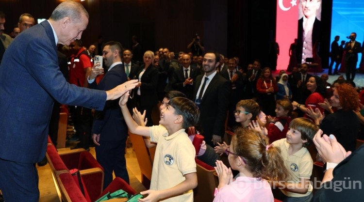 Cumhurbaşkanı Erdoğan'dan ek ders ücreti müjdesi
