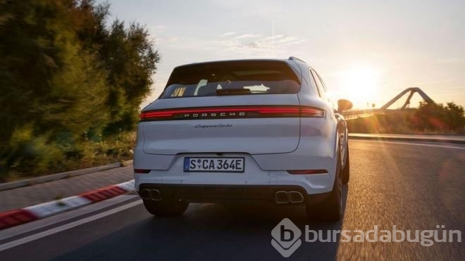 Porsche, Tüm Zamanların En Güçlü Cayenne'ini Sundu
