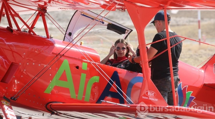 Türk kadın akrobasi pilotu 2024'te yurt dışı uçuş gösterilerini artırmayı hedefliyor