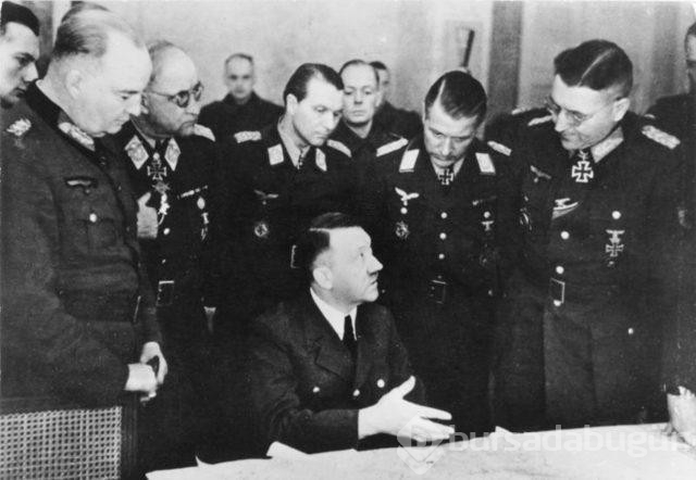 Tarihin en acımasız lideri Adolf Hitler kimdir? Adolf Hitler nasıl öldü?