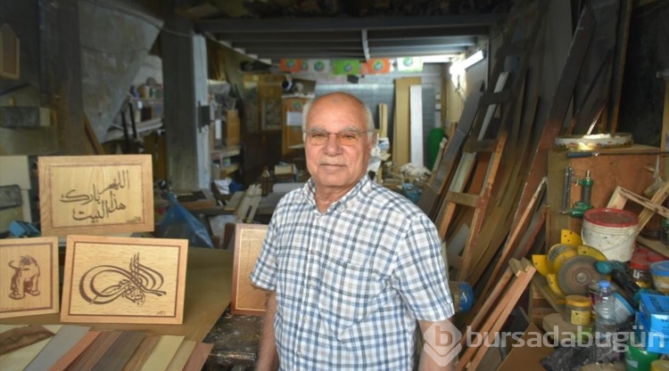 Kerküklü 65 yıllık ahşap kakma ustası, ömrünü verdiği sanatın kaybolmasından endişeli