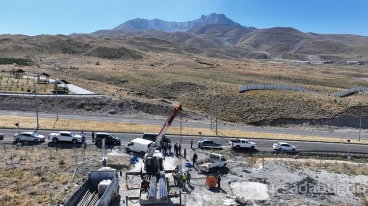 385 metre derinlikten çıkarıldı: Saniyede 5 litre akıyor!
