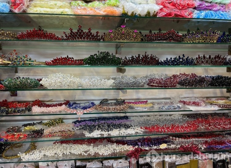 Bursa'da kına organizasyonlarında tasarruf sırları: Evlenen çiftlerin cebini rahatlatacak