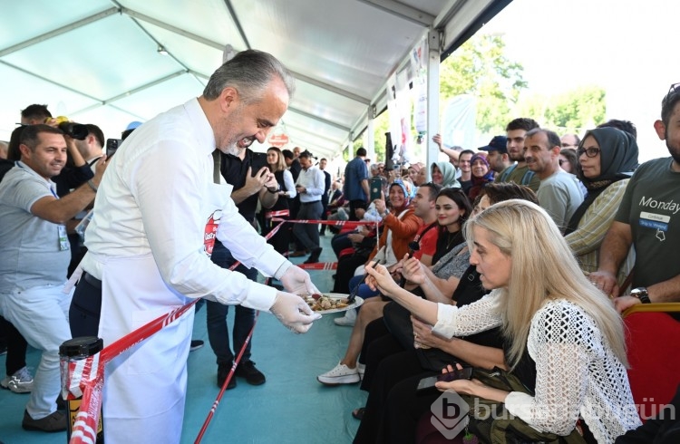 Bursa Gastronomi Festivali 3 günde 500 bin ziyaretçi ağırladı