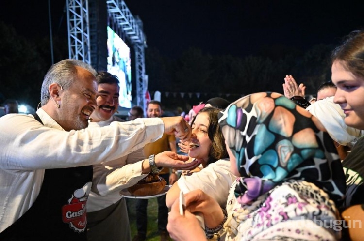 Bursa Gastronomi Festivali 3 günde 500 bin ziyaretçi ağırladı
