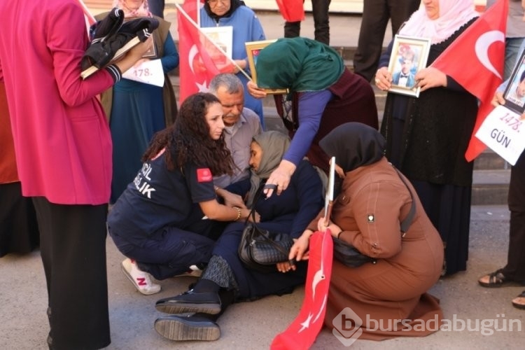 Diyarbakır'da evlat nöbetine bir aile daha katıldı