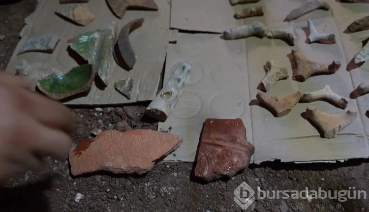 Binanın zemininde mezarlık bulundu: 150 Müslüman gömülmüş!