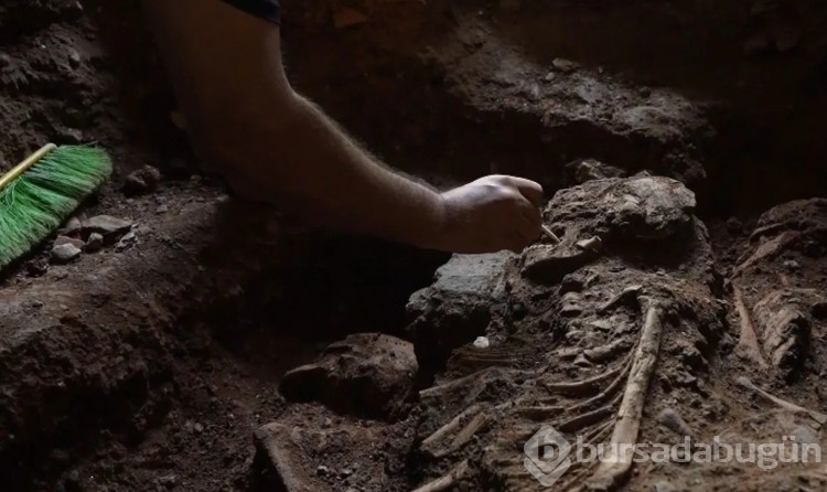 Binanın zemininde mezarlık bulundu: 150 Müslüman gömülmüş!