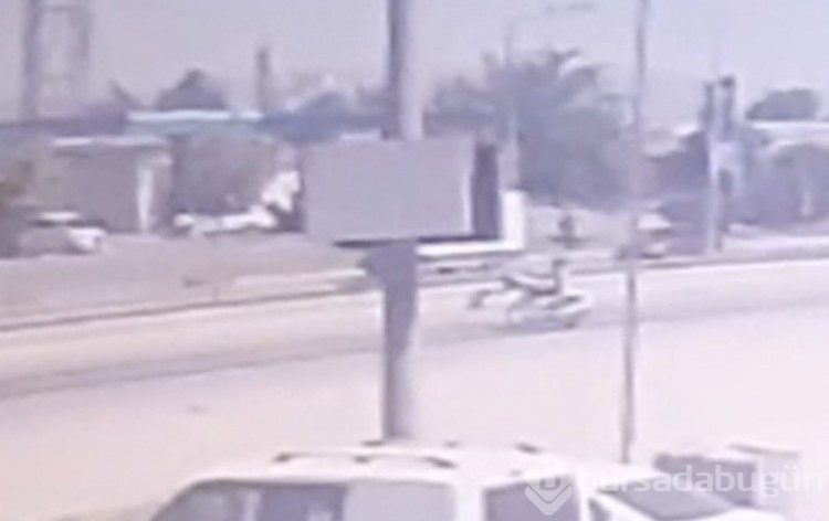 Bursa'da motosiklet yayaya çarptı! 2 yaralı