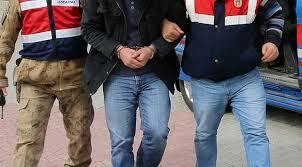 Edirne'de göçmen kaçakçıları kaza yaptı! 9 göçmen yakalandı