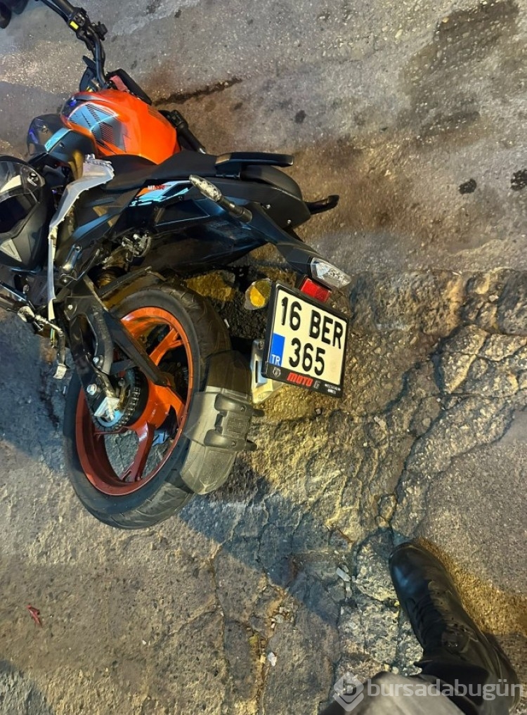 Bursa'da motosikletli bir başka motosiklete çarptı! 1 ağır yaralı
