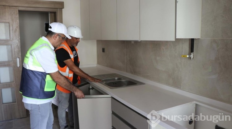 Depremden etkilenen Elazığ'da kalıcı konutlar yükseliyor
